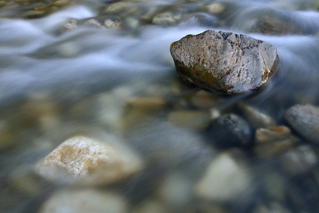 Galets dans la Rivière le Chéran à Lescheraines – Massif de